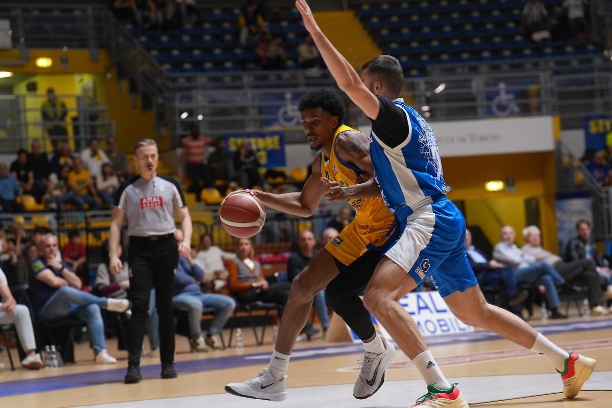 Reale Mutua, colpo (salvezza) pesante: dopo Milano manda ko anche Ruvo: "Ora andiamo avanti in questo rush finale..."