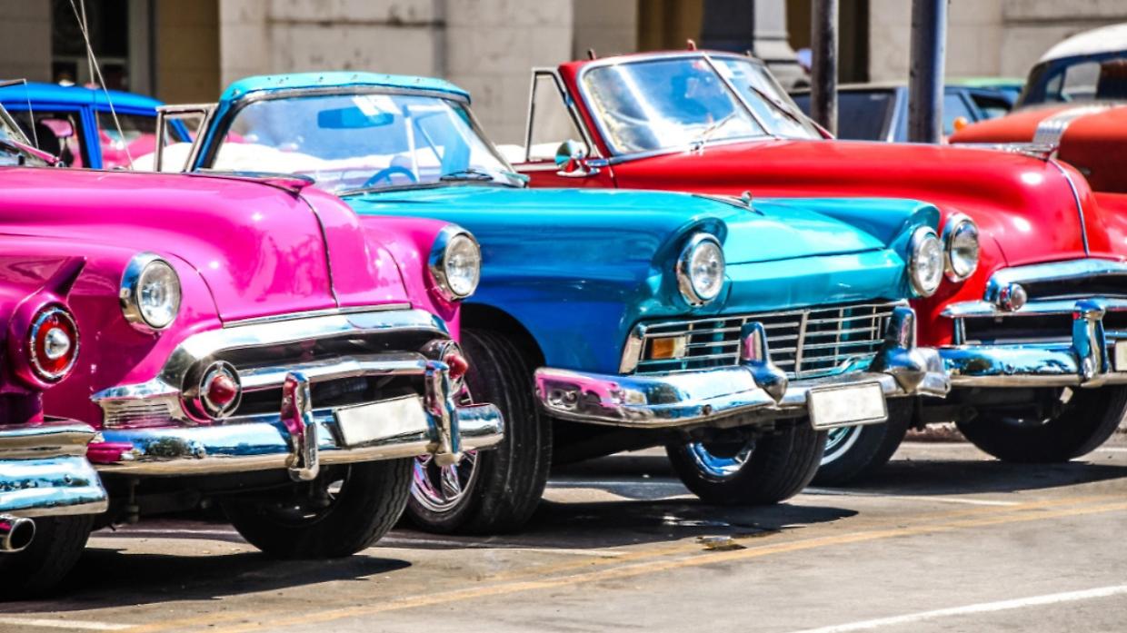 Motori d&rsquo;altri tempi invadono Villastellone: torna il raduno di auto d&rsquo;epoca