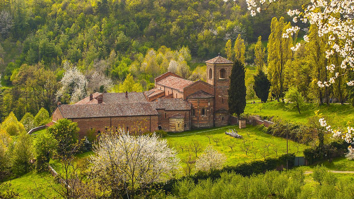 Tesori del Romanico, riparte il tour: 28 chiese da scoprire tra arte e trekking