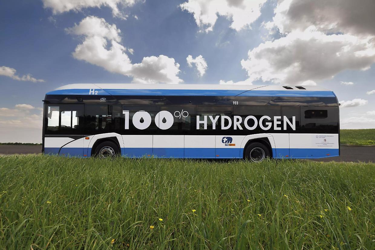 Autobus a idrogeno nel trasporto pubblico: l'Italia accelera la transizione verde