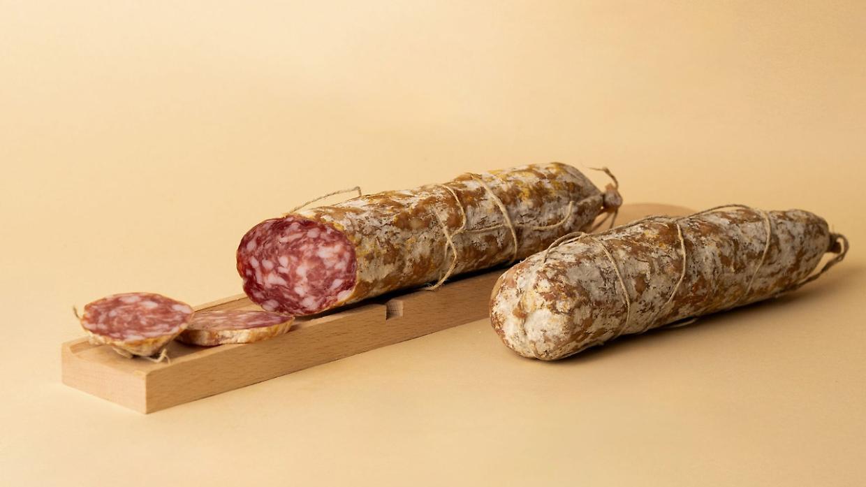 Allerta alimentare: salame contaminato da Listeria, ritirato dal mercato