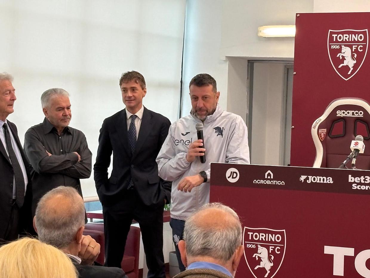 Il tecnico del Torino, Roberto D'Aversa, alla conferenza di presentazione de "La Partita della Storia"