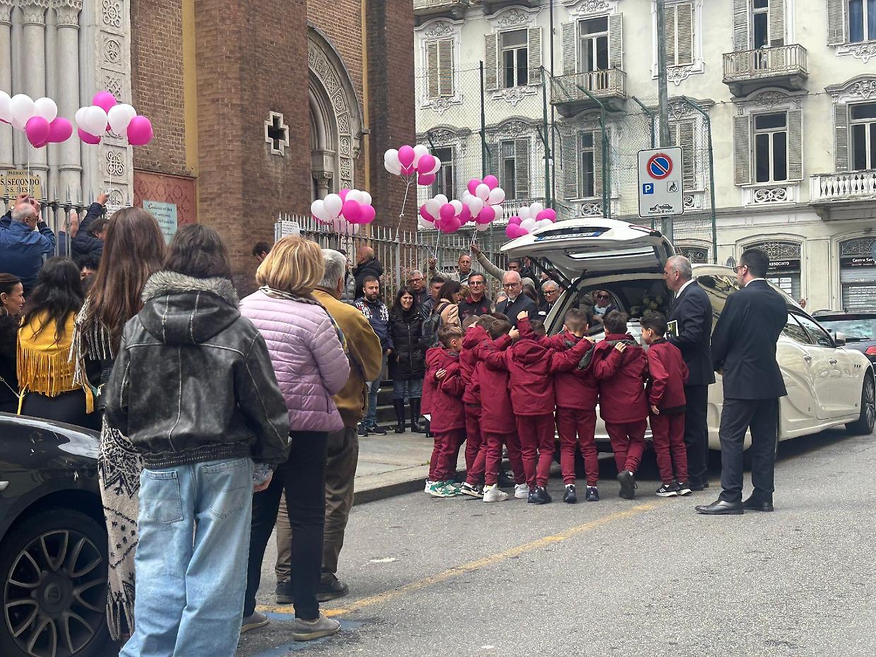 &laquo;Ismael era gioia e curiosit&agrave; pura&raquo; L&rsquo;ultimo saluto al baby calciatore