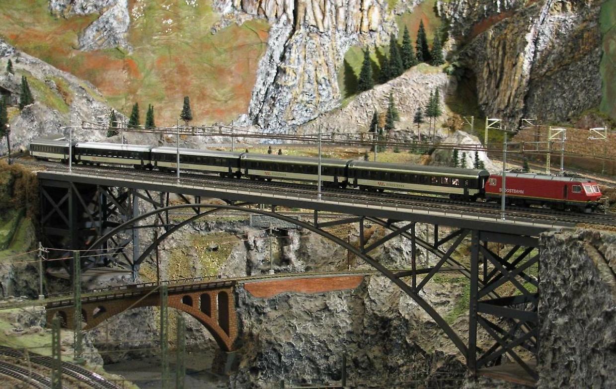 Torino in scala H0: il plastico del DLF riapre le porte