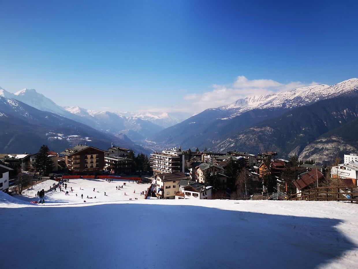 Sauze d'Oulx corre: 2025 da record tra arrivi in crescita e pi&ugrave; turisti dall'estero