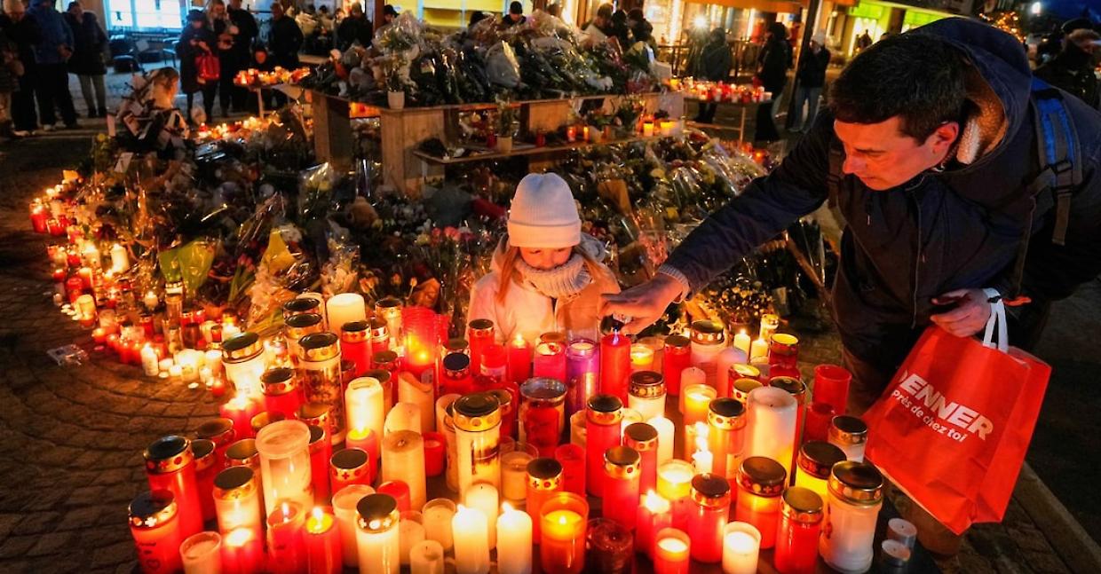 Strage di Crans-Montana, salgono a 13 gli indagati: coinvolti politici e funzionari pubblici