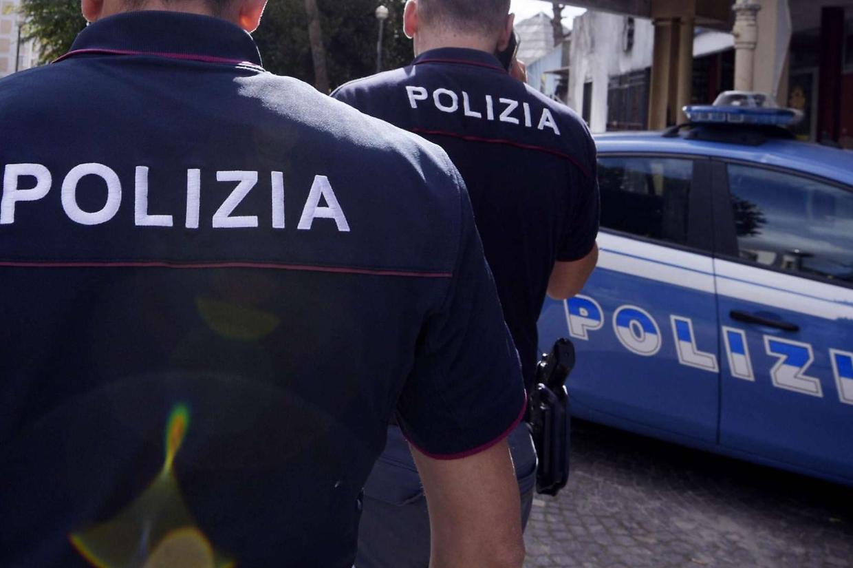 Torino, si finge acquirente e scappa con un Rolex da 9.500 euro: arrestato 21enne