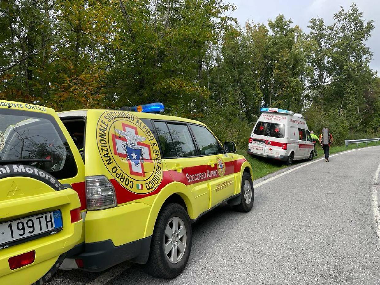 Caduta sul sentiero Barba Rock: biker soccorso a Coazze, intervento del Soccorso Alpino