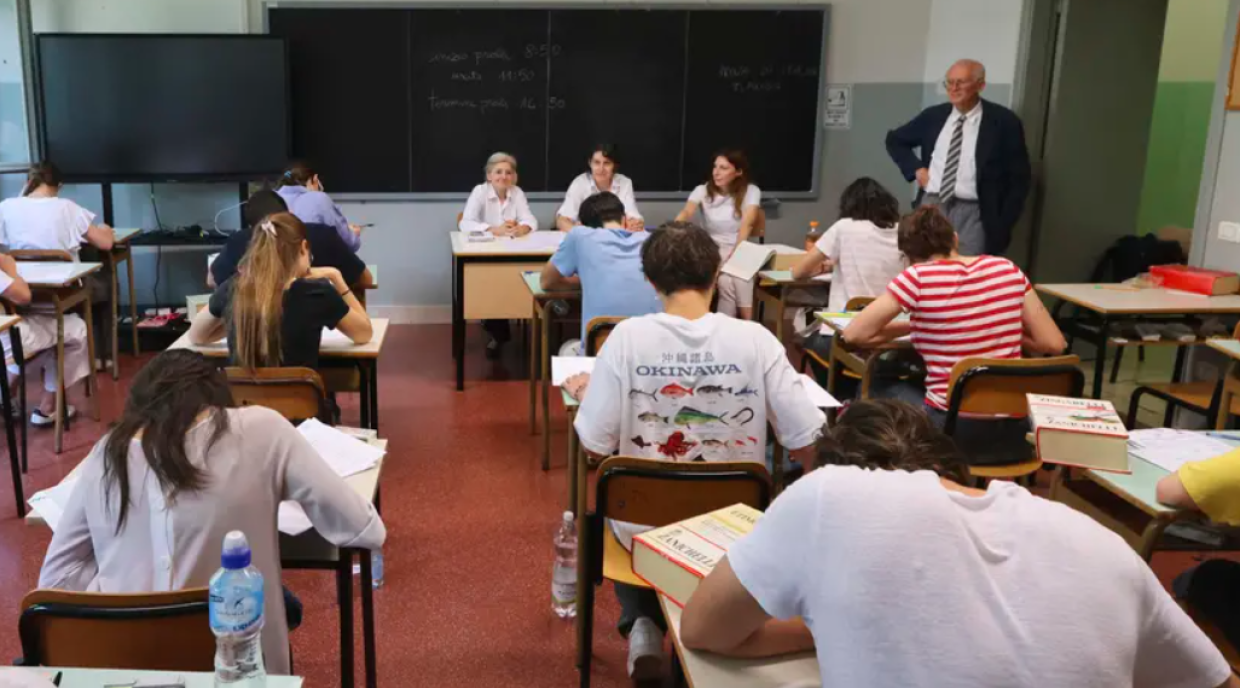 Maturit&agrave; 2026, il toto-tracce della prima prova di Skuola.net