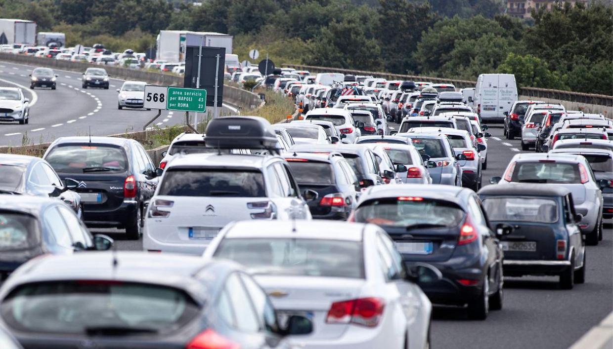 Maxi ponte di primavera: 95 milioni di veicoli sulle strade Anas, scatta il piano anti-ingorghi