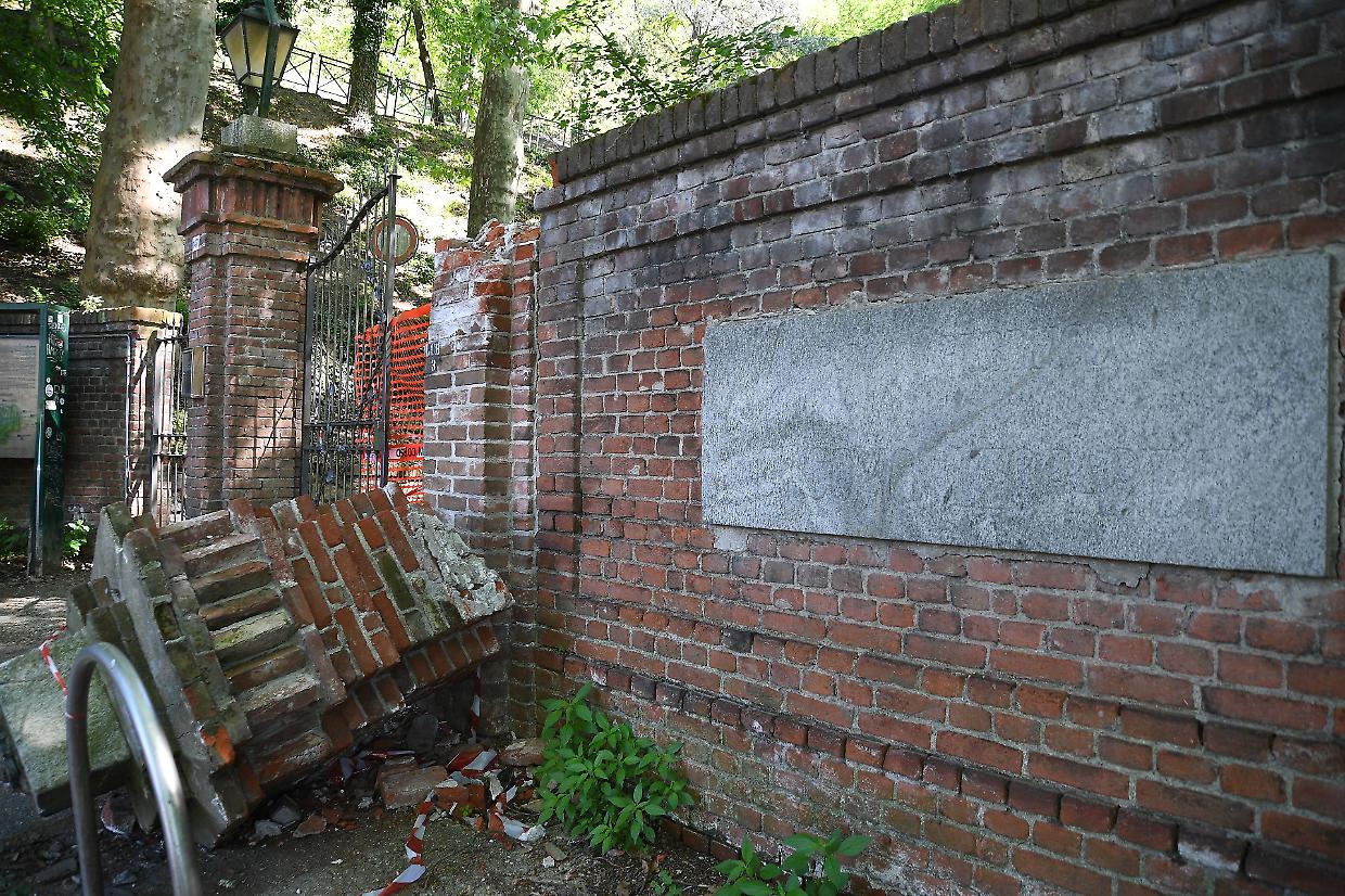 Pi&ugrave; sicurezza al parco: &laquo;Il marciapiede sar&agrave; rifatto&raquo; 