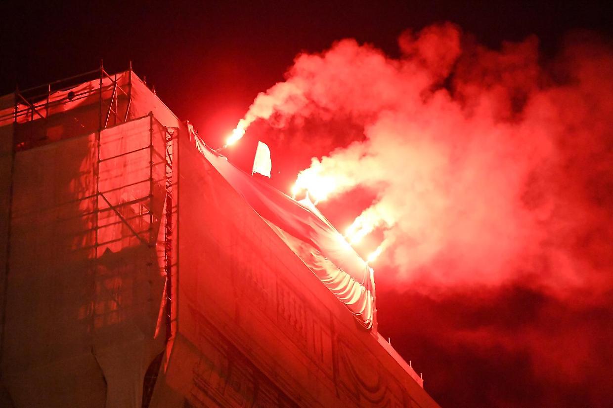 &laquo;Fate l&rsquo;occhiolino ai violenti&raquo;: l&rsquo;attacco alla sinistra &ldquo;soft&rdquo; 