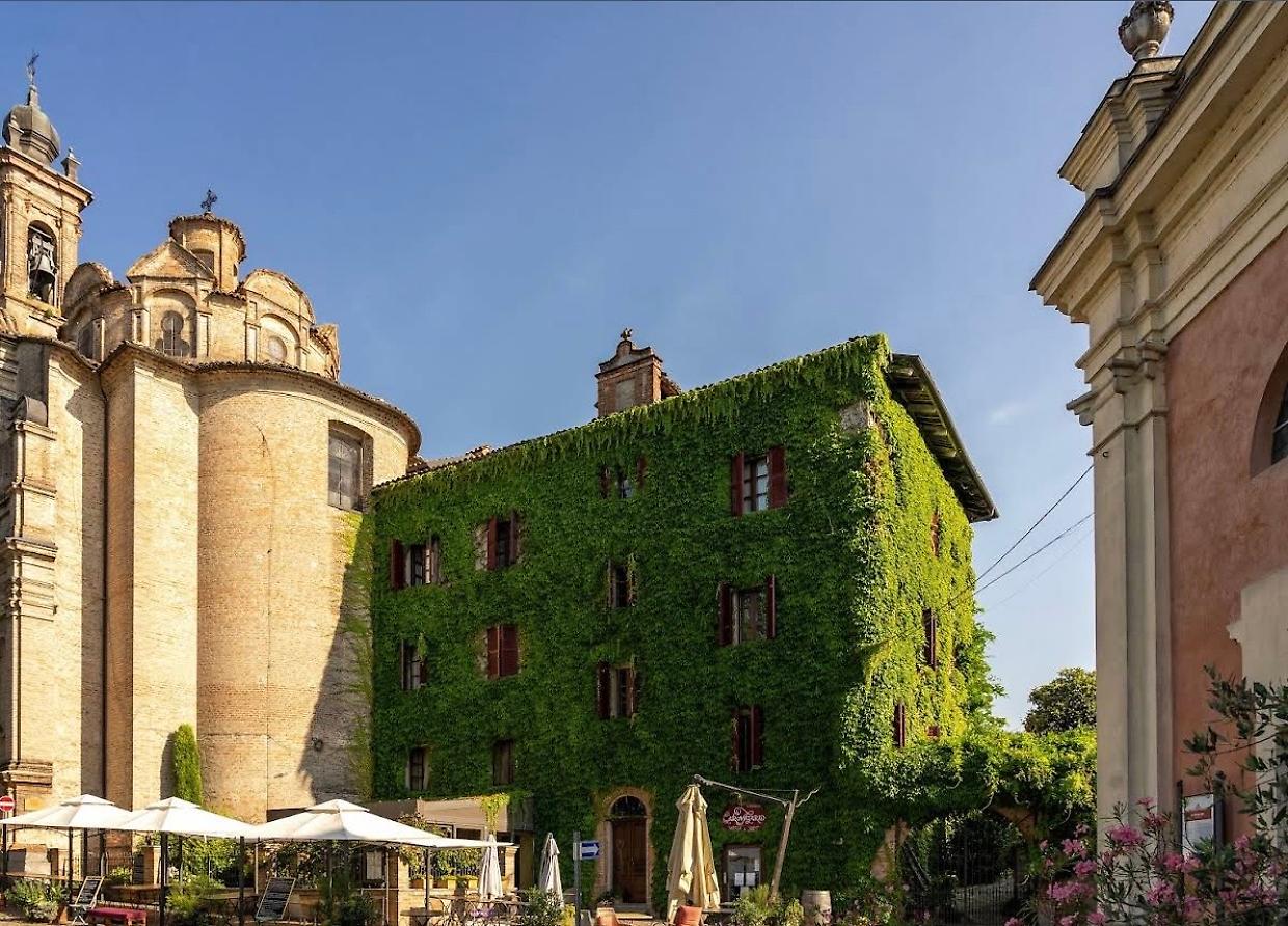 I borghi italiani pi&ugrave; belli che cambiano volto in primavera (uno &egrave; in Piemonte)