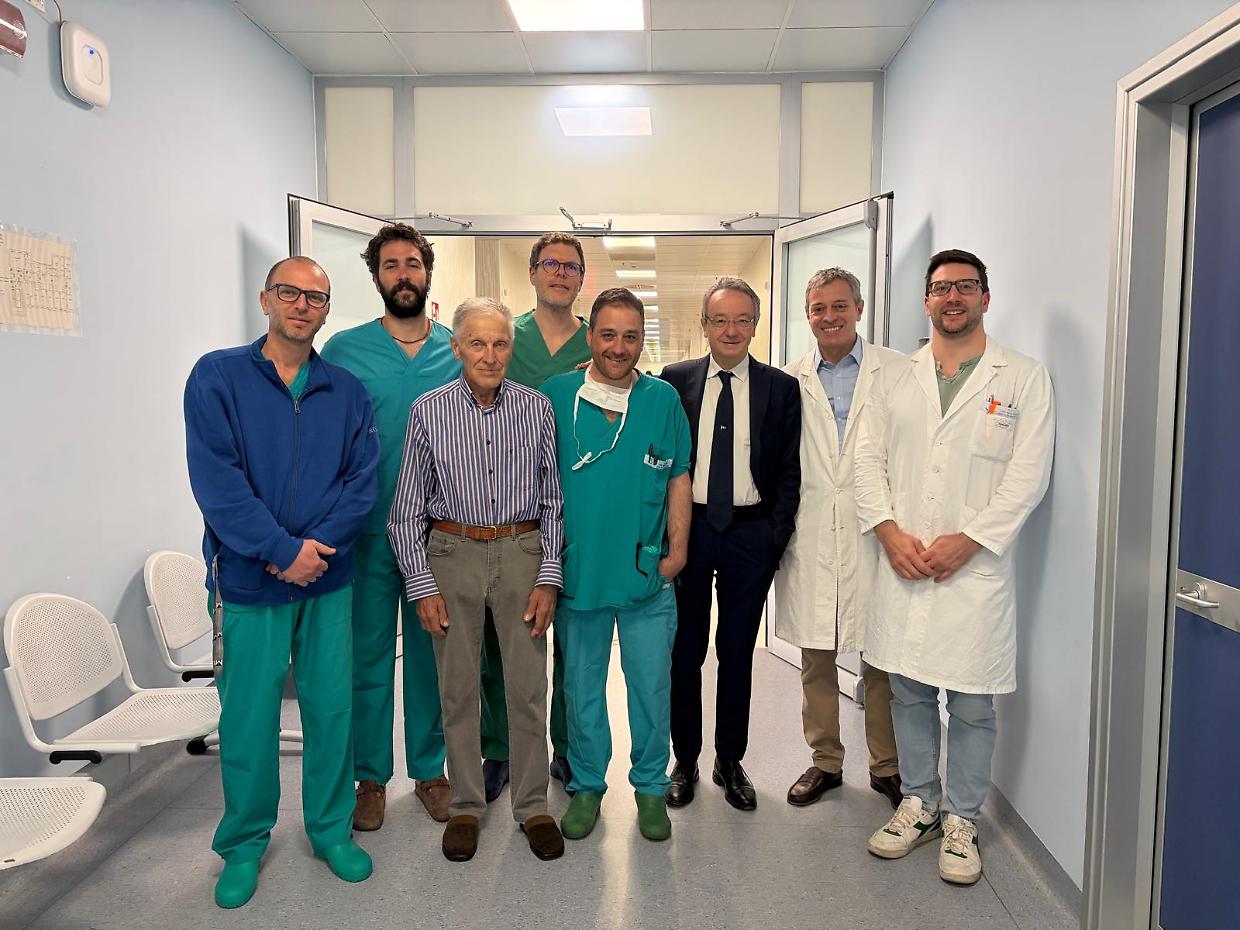 Cuore &ldquo;riparato&rdquo; senza bisturi: alle Molinette primo intervento con doppia valvola trattata a cuore battente