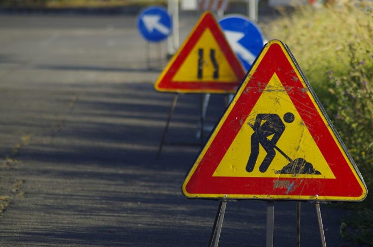 Ronco Canavese, cinque giorni di stop sulla Provinciale 47: strada chiusa per i ripristini dopo i cavi interrati