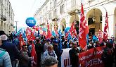 Domani i sindacati sono &ldquo;Innamorati di Torino&rdquo;: il corteo in centro per il futuro di Mirafiori