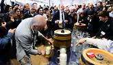 Non solo birra e bretzel: anche majorettes e Gianduja per la festa bavarese in città