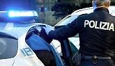 Minacciano due fidanzati con un taglierino per rubare il cellulare: arrestati a Porta Susa