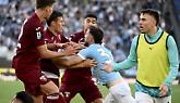 Un momento concitato durante Lazio-Torino 3-3