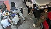 Il bar da incubo di Barriera che costringe i residenti a dormire in macchina
