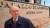 Grinzane Cavour, pignorati due immobili di Mario Roggero