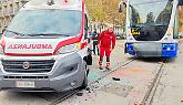 L'ambulanza e il tram 4 coinvolti nel sinistro
