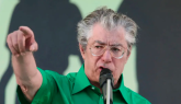 Il cordoglio per la morte di Umberto Bossi: l&rsquo;Italia saluta il fondatore della Lega