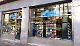La crisi del commercio fa un'altra vittima: chiude la storica libreria cattolica di corso Matteotti