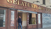 Lavori alla Gelateria delle Alpi