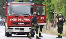 Lombardore, bilico esce di strada e si ribalta: due feriti lungo via Rivarolo