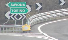 A6 Torino-Savona, settimana da incubo per chi viaggia: notti di chiusure e deviazioni fino al 25 aprile
