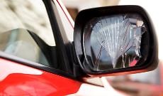 Torna la truffa dello specchietto tra Settimo e San Mauro: automobilisti nel mirino