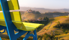 Gite fuori porta in Piemonte: la primavera esplode tra fiori, borghi e panchine giganti
