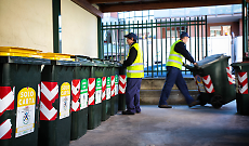Pasqua e Pasquetta a Torino, cambia la raccolta rifiuti: cosa sapere e orari dell&rsquo;Ecosportello