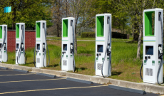 Auto elettriche, nuova maxi ricarica vicino allo Juventus Stadium: 8 colonnine ultra-fast in funzione