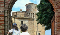 Il Castello di Roddi riapre dal 1&deg; maggio: visite guidate, eventi e attivit&agrave; per famiglie fino a dicembre