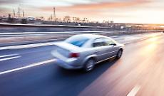Svizzera, a 225 km/h dove il limite è 100: denunciata 22enne italiana