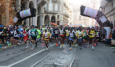 Torino, in 10.000 alla Fiat City Marathon. Ecco le foto più belle