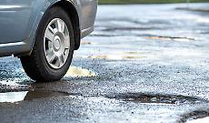 Strade a pezzi: il paradosso dell&rsquo;asfalto a San Mauro, scoppia la polemiaca