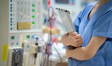 Dialisi chiusa a Ivrea, 47 pazienti in viaggio: fondi nel 2026, ma le cure non aspettano