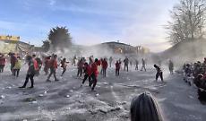 Bruino si tinge di bianco: oggi la storica Battaglia della Farina