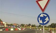 Via libera alla rotatoria del Gallo: pi&ugrave; sicurezza tra Alba e Grinzane Cavour