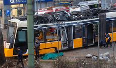"Il tram andava fortissimo" la testimonianza di una donna sopravvissuta al deragliamento a Milano