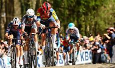 Gent&ndash;Wevelgem 2026: tra vento, pav&eacute; e muri fiamminghi, la sfida dei campioni prende il via