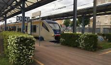 Espulso tre volte molesta ragazzine poi aggredisce due donne in divisa