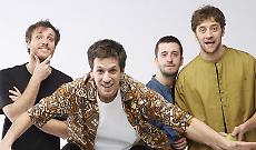 Eugenio in Via Di Gioia: la band torinese che conquista l&rsquo;Unipol Forum