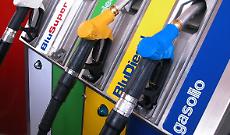 Stangata in autostrada, il gasolio speciale sfiora i 3,2 euro al litro: &egrave; record nazionale