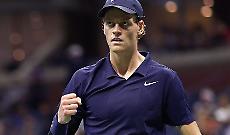 Jannik Sinner &egrave; tornato n. 1, ma Carlos Alcaraz medita gi&agrave; il controsorpasso