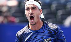 Buon ritorno in campo a Barcellona di Lorenzo Sonego, che non giocava dagli Australian Open