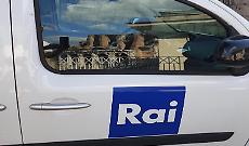 Telecamere Rai in paese